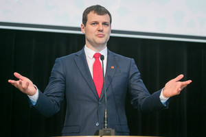 M.Bastys jau gerokai anksčiau galėjo pasitraukti iš Seimo, sako G.Paluckas 