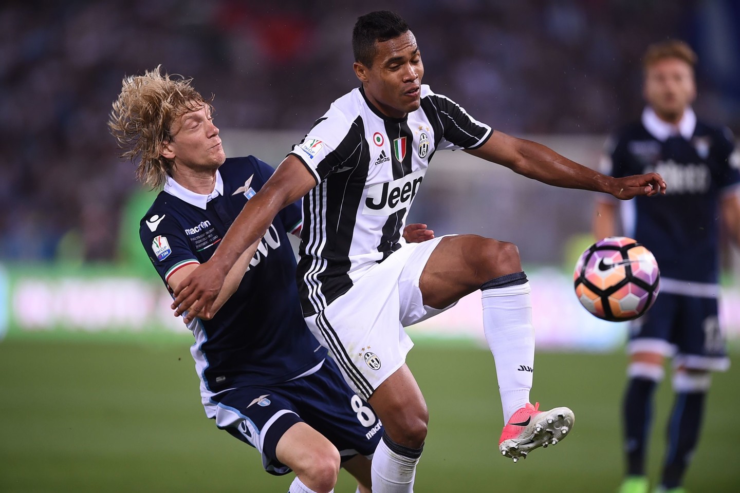 Alexas Sandro.<br> AFP/Scanpix nuotr.