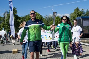 Alytuje uždegtas Olimpinės dienos deglas