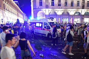 Panika Turine: sužeistųjų skaičius paaugo iki 1400