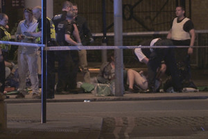 Kraują stingdantys Londono atakos vaizdai: „Nuo smūgio žmonės pakilo į 6 metrų aukštį“