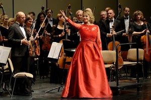 Vilniaus festivalio pradžią žavesiu nutvieskė operos žvaigždė Elyna Garanča