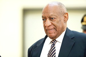 Prievartavimu kaltinamo Billo Cosby byloje parodymus davė pagrindinė liudytoja