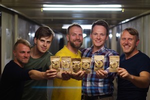 Gimtadienį švenčianti „Arbata“ gerbėjus nustebins ypatinga dovana