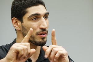 Turkijos vyriausybė paleido Eneso Kanterio tėvą