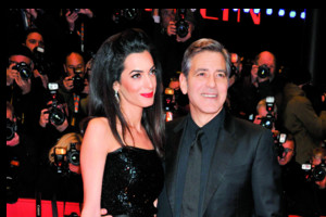 Dvynių tėvu tapęs George'as Clooney nevargs - jau išmoko keisti sauskelnes