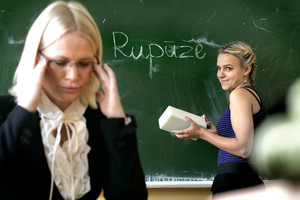 Švietimo būklės apžvalga: mokymas tampa parengimo baigiamiesiems egzaminams kursais