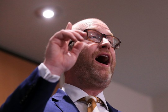 Po tragiškos nesėkmes atsistatydino UKIP lyderis