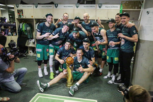 Akimirkos po LKL triumfo Kaune: cigarai, garsi muzika ir Arvydas Sabonis