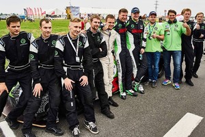 Broliai Gelžiniai „Eneos 1006 km lenktynėse“ startuos su nauja komanda