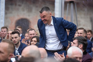  Per LKL uždarymo šventę Trakų pilyje – reveransas Šarūnui Jasikevičiui 