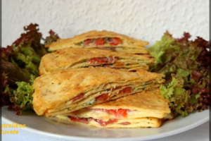 Sluoksniuota lavašo užkandėlė pagal draugės receptą