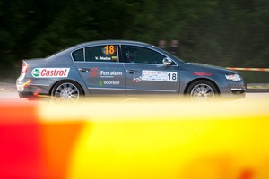 „Volkswagen Passat“ ekipažas pasidalino ralyje „Aplink Lietuvą“ patirtais nuotykiais