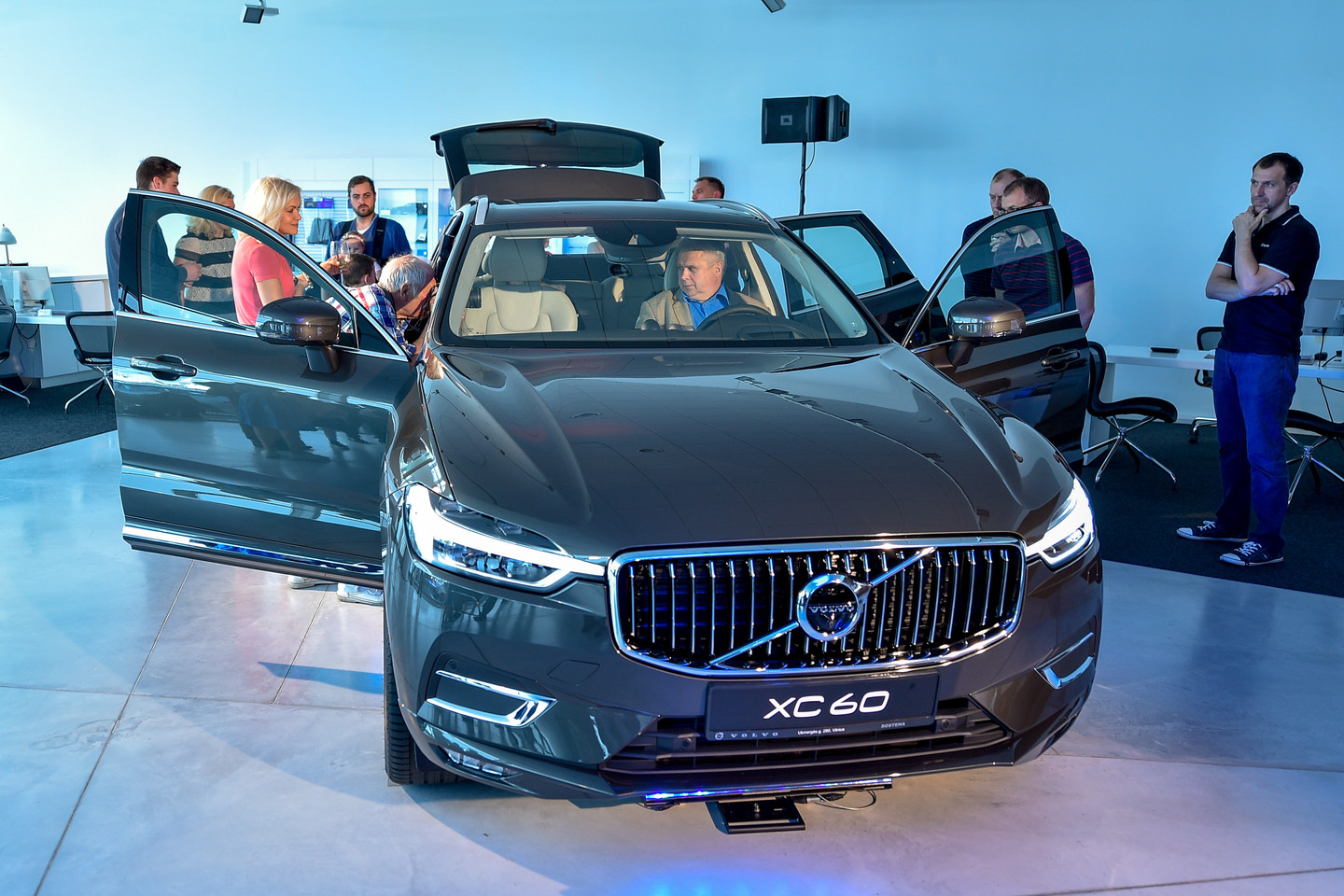 Vilniuje pristatytas naujasis „Volvo XC60“.<br> V.Ščiavinsko nuotr.
