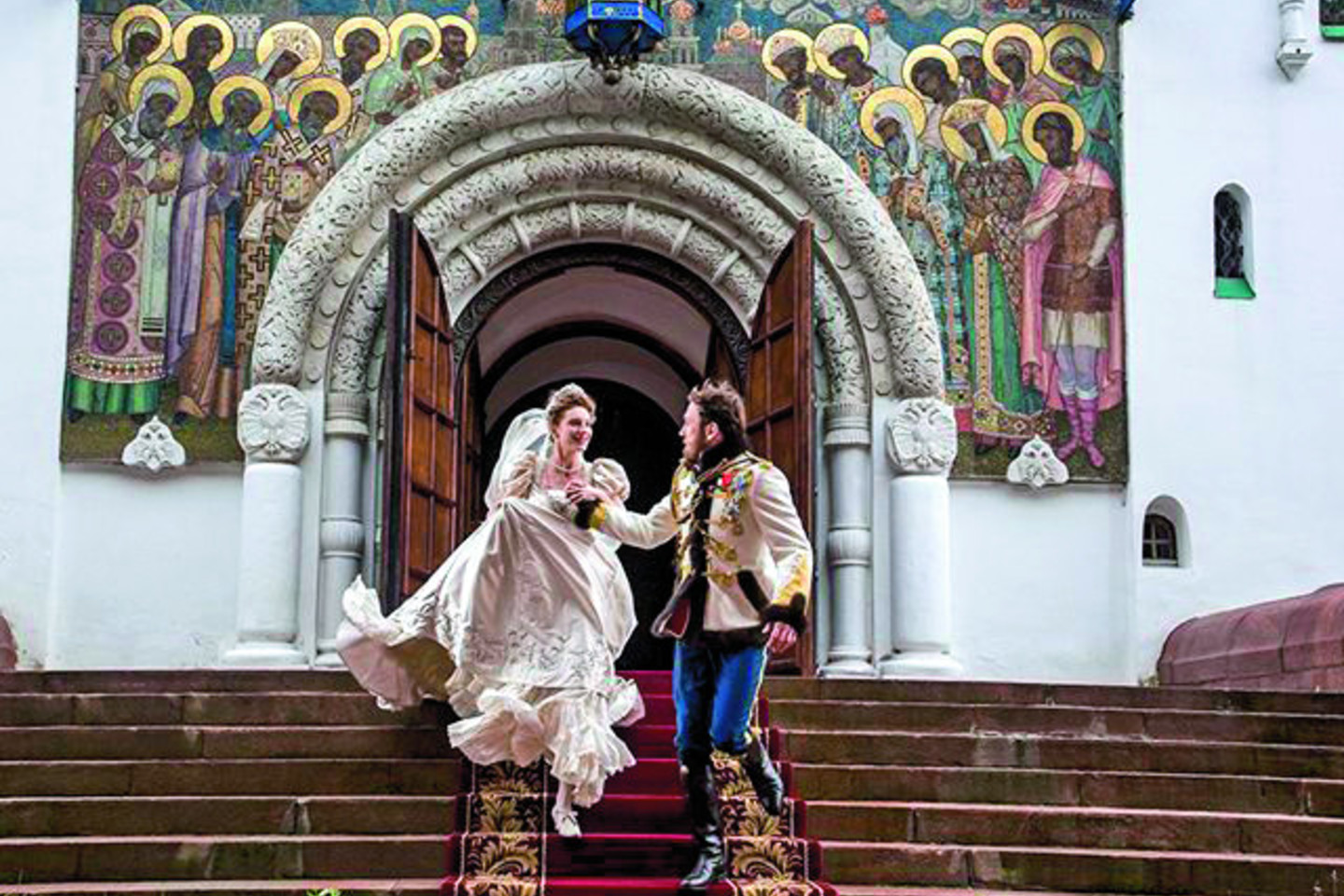 Ekranuose dar nepasirodžiusi „Matilda“ jau išnarstyta po kauliuką.