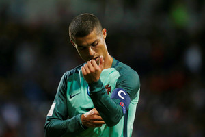 Portugalijos žiniasklaida įkaitusi: įsižeidęs Cristiano Ronaldo palieka „Real“