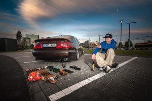 Išpuoselėtų automobilių vairuotojai parodė, ką slepia bagažinėse