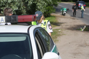Girtas vairuotojas sostinės pareigūnams siūlė neįtikėtiną kyšį
