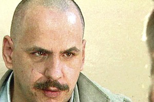 90 žmonių nužudymu besigiriantis nusikaltėlis kelia baimę lietuvių kaimynams