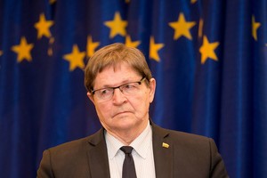Siūlo pareikšti nepasitikėjimą Seimo komiteto pirmininku Eugenijumi Jovaiša 