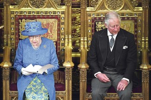 Elizabeth II Parlamente pristatė premjerės Theresos May įstatymų leidybos programą
