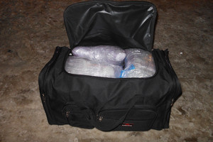 Narkotikų kontrabandininkų grupuotė įkliuvo užmiršusi slaptavietėje 5 kg kvaišalų