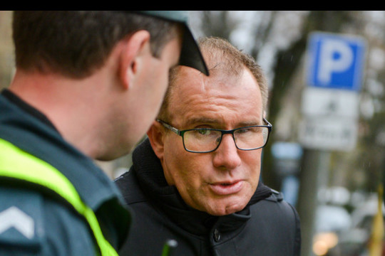 Policija atskleidė, dėl ko buvo užpultas „Teslos“ išgarsintas klebonas