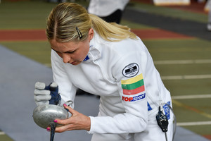 Laurai Asadauskaitei pasaulio taurės fechtavimo kovose trukdė ir gendanti aparatūra