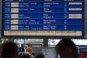 Vokietijoje per smarkią liūtį žuvo du žmonės, sutriko traukinių eismas