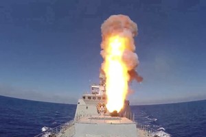 Rusija vėl smogė sparnuotosiomis raketomis taikiniams Sirijoje