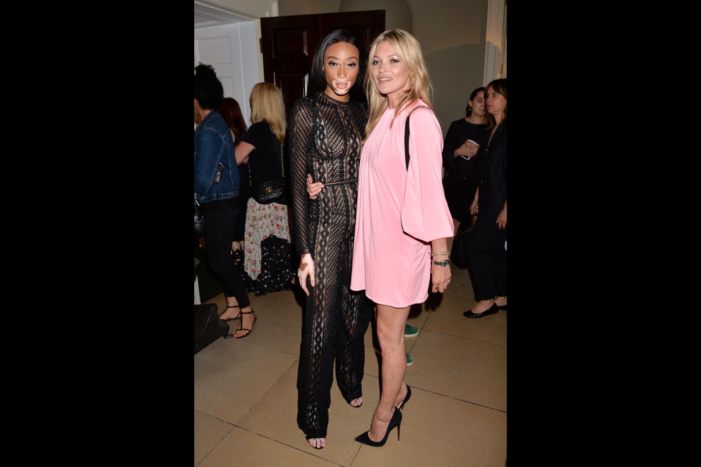  Modeliai Winnie Harlow ir Kate Moss.<br> ViDa press nuotr.