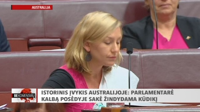Istorinis įvykis Australijoje: parlamento narė kalbą posėdyje sakė žindydama kūdikį.