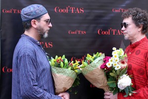 Menininkų duetas įspėja - kultų apnikta žmonija gali nusiristi į pragaištį