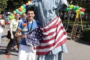 Nostalgiškas kadras nustebins: ar atpažįstate garsenybę nuotraukoje? 