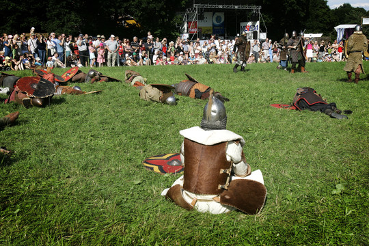 Švęsti Valstybės dieną prie penkių gražiausių Lietuvos piliakalnių – idealu!