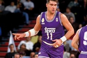 Eurolygos sąrašas: po Arvydo Sabonio kojomis - visi likę vidurio puolėjai