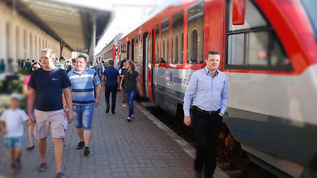 „Lietuvos geležinkelių“ logika: keleivių srautus mažina brangindami bilietus