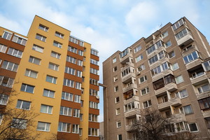 Atrado vaistų senų daugiabučių rajonams išgydyti – skirs lėšų kaimynijoms 