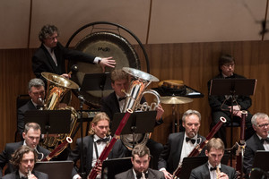 Įspūdinga Lietuvos valstybinio simfoninio orkestro sezono pradžia – trys operos žvaigždės vienoje scenoje