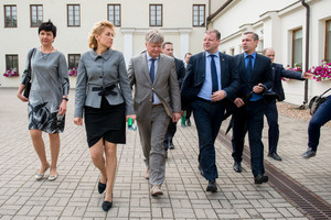 Saulius Skvernelis siunčia signalus, jog gali trenkti Vyriausybės durimis