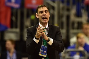 Iš „Barcelona“ išprašytas Graikijos treneris susirado darbą „Chimki“ klube