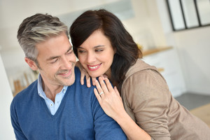 Apie draugystę su pirma vyro žmona papasakojusi moteris nusprendė šokiruoti dar vienu pasakojimu