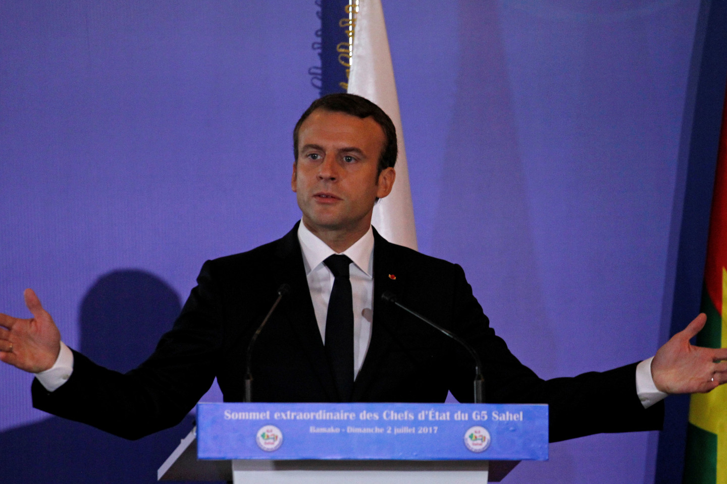 E.Macronas išdėstys savo politinius, saugumo ir diplomatinius prioritetus.
