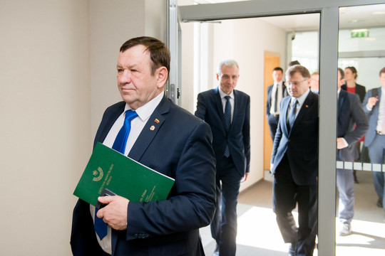 Kęstučiui Pūkui susirgus, Seimo komisija negali pateikti išvados dėl jo imuniteto
