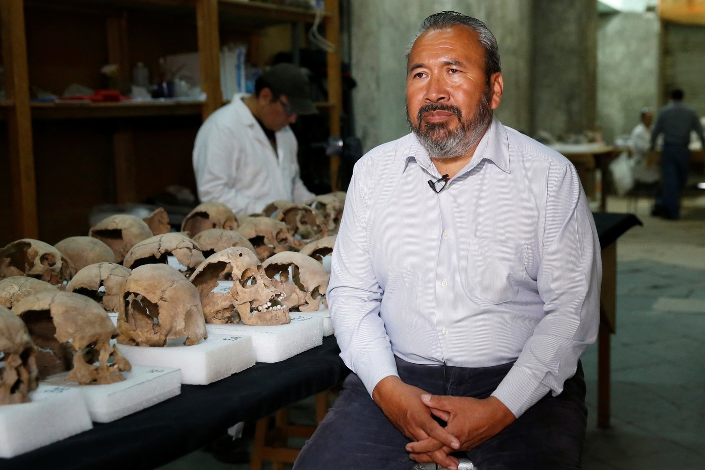 Archeologas R.Barrera sakė, kad kol kas atrastos 676 kaukolės, tęsiant kasinėjimus jų turėtų būti aptikta daugiau.<br>Reuters/Scanpix nuotr.