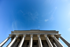 Populiariausių autorių ir knygų dešimtukai: ką skaito bibliotekų lankytojai?