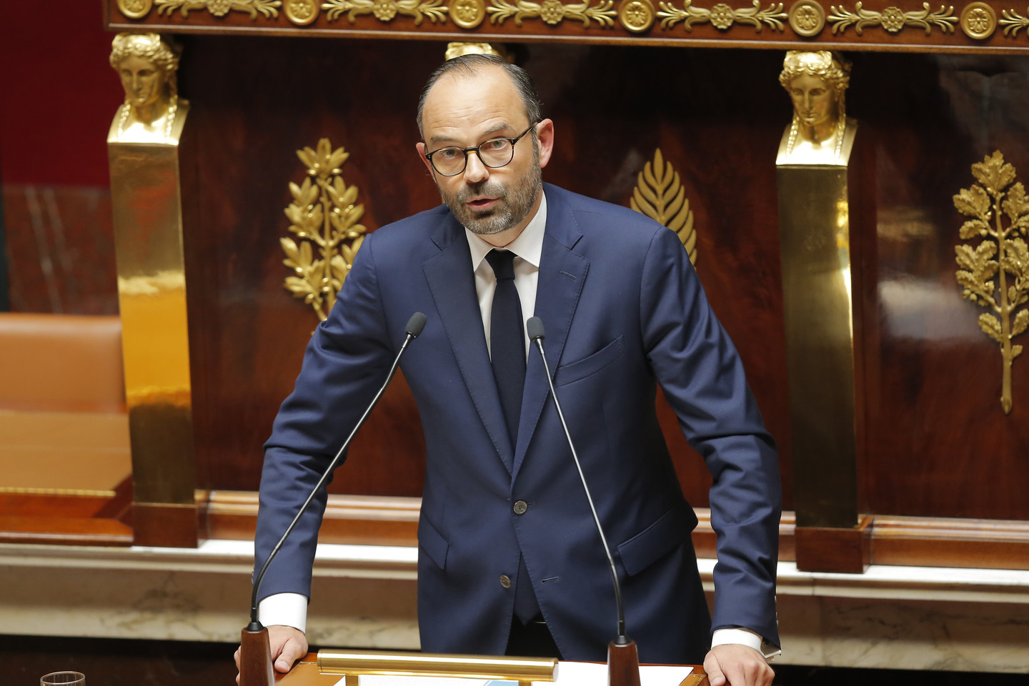 E. Philippe pažymėjo, kad centristo prezidento Emmanuelio Macrono vyriausybė valstybės išlaidas, kurios šiuo metu sudaro 56 proc. BVP