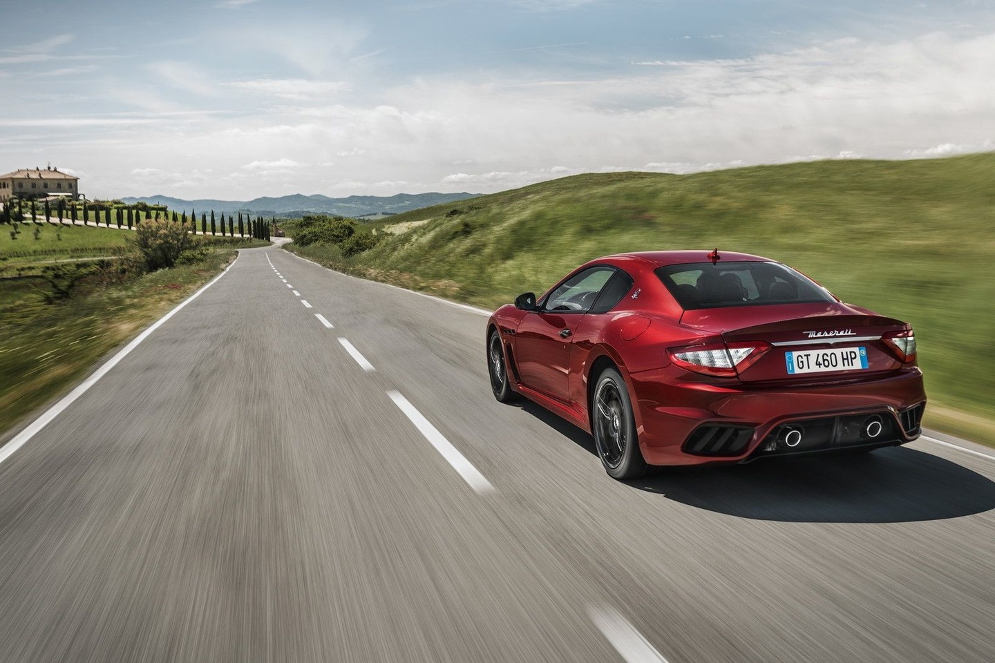 Komfortiškoms išvykoms skirti „Maserati GranTurismo“ ir „GranCabrio“ modeliai buvo dar kartą atnaujinti.<br>Gamintojo nuotr. 