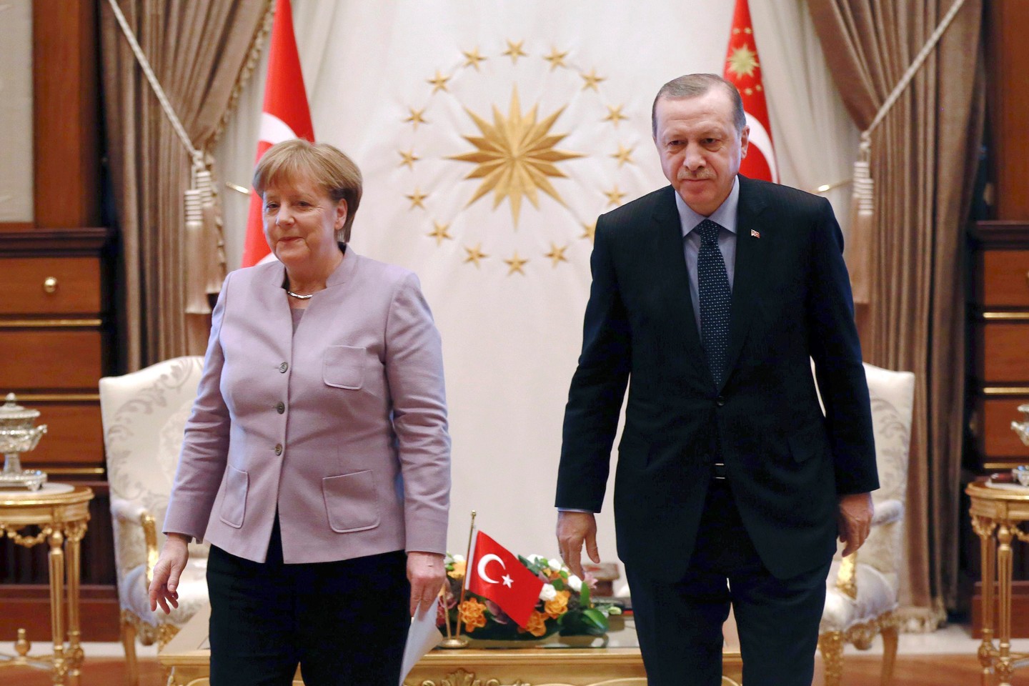 A.Merkel turėtų susitikti su R.T.Erdoganu.