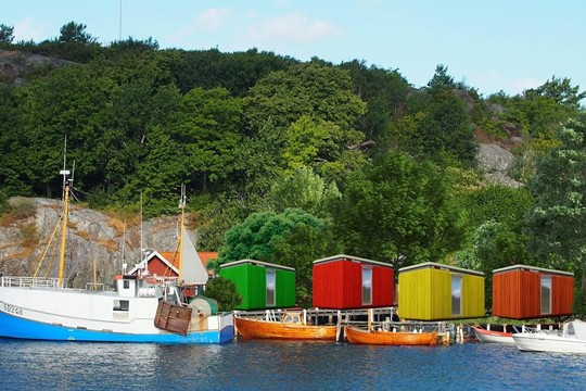 Latviai driokstelėjo – sukūrė namelį lyg sraigės kiautą  